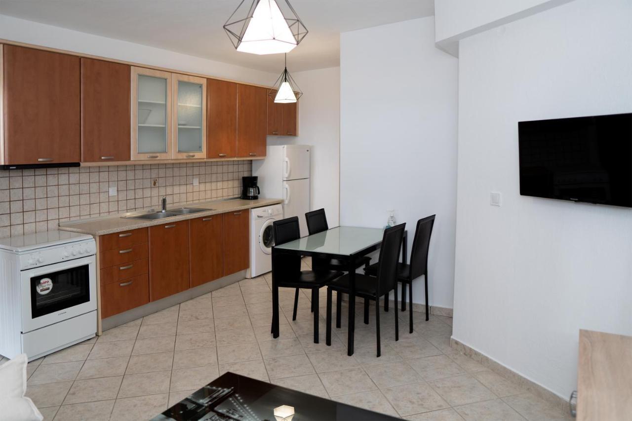Sea View Apartment Grek Nea 2 Nea Roda Ngoại thất bức ảnh